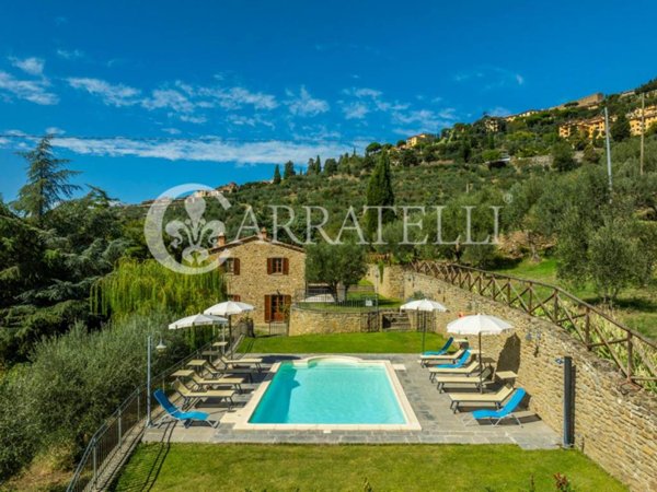 casa indipendente in vendita a Cortona in zona Casale