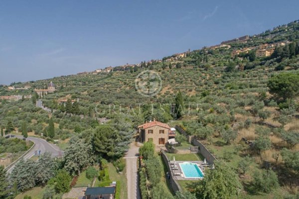 casa indipendente in vendita a Cortona in zona Casale