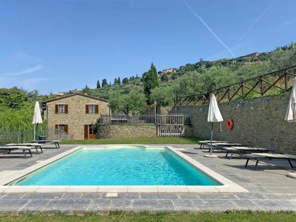 casa indipendente in vendita a Cortona in zona Casale