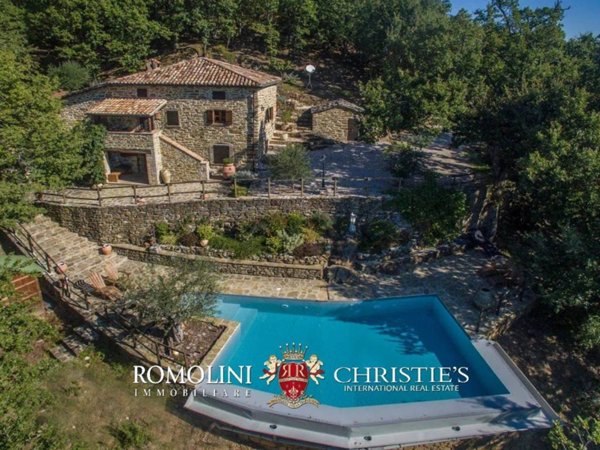 casa indipendente in vendita a Cortona in zona Casale