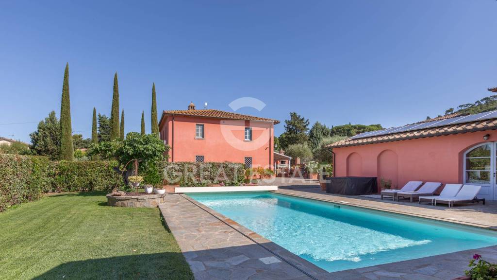 casa indipendente in vendita a Cortona in zona Riccio