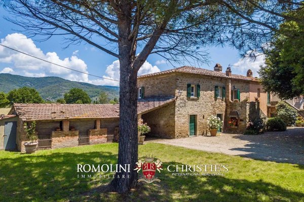 casa indipendente in vendita a Cortona in zona Casale