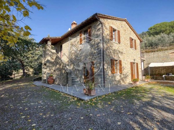 casale in vendita a Cortona in zona Casale