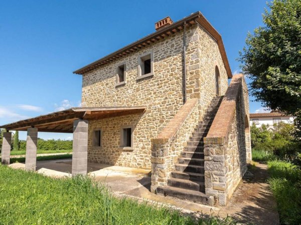 casa indipendente in vendita a Cortona in zona Casale