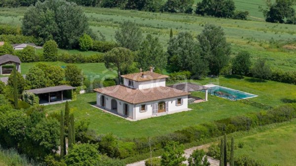 casa indipendente in vendita a Cortona in zona Casale