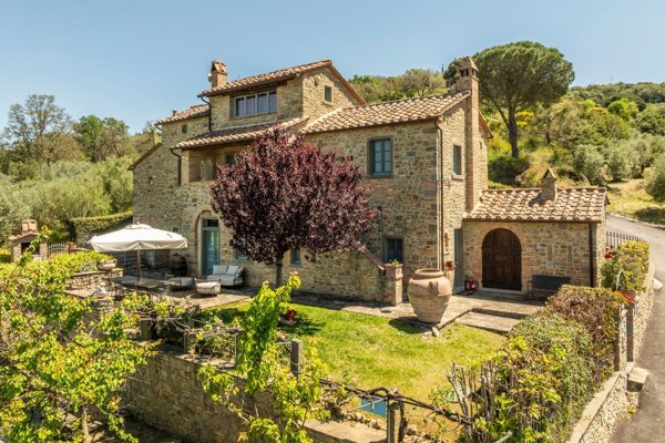 casa indipendente in vendita a Cortona in zona Casale