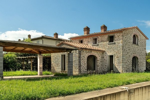 casa indipendente in vendita a Cortona in zona Casale