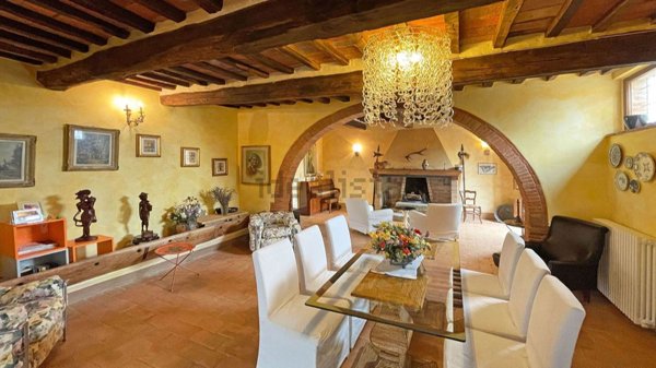 appartamento in vendita a Cortona in zona Casale