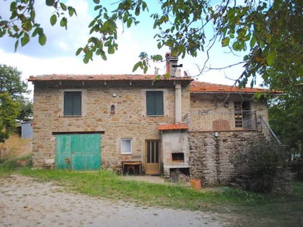casa indipendente in vendita a Cortona in zona Casale