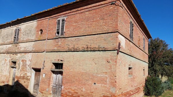 casale in vendita a Cortona