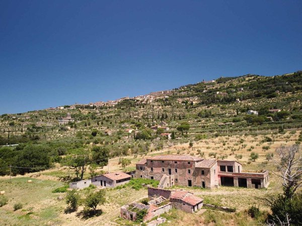 casale in vendita a Cortona