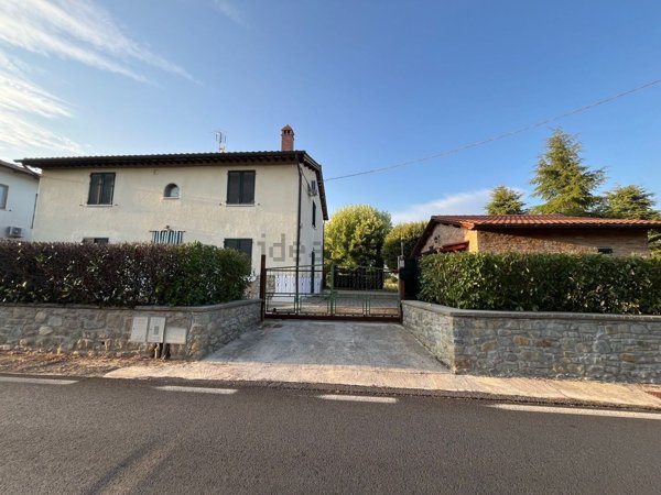 appartamento in vendita a Cortona in zona Fratta