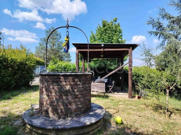 appartamento in vendita a Cortona in zona Montecchio