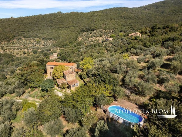 casale in vendita a Cortona in zona Casale