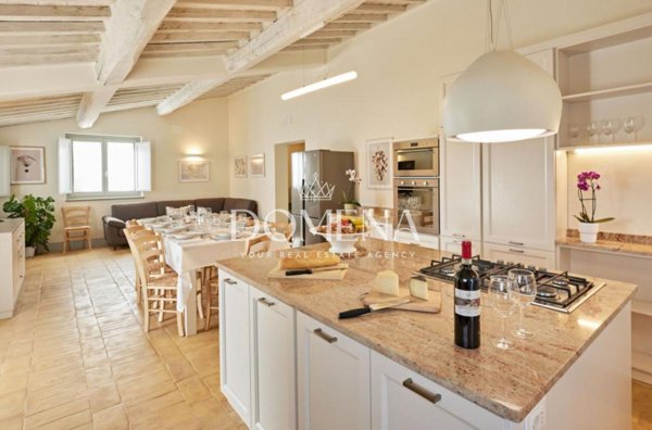 casa indipendente in vendita a Cortona in zona Cegliolo