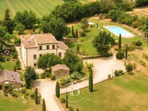 villa in vendita a Cortona