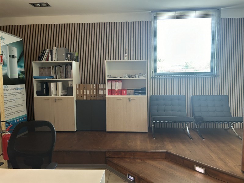 locale di sgombero in vendita a Cortona