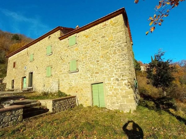 casa indipendente in vendita a Cortona in zona Poggioni