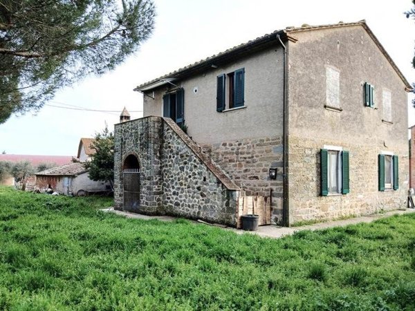 casale in vendita a Cortona