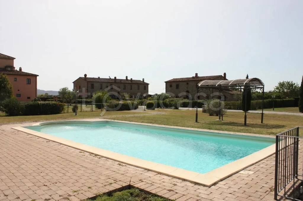 appartamento in vendita a Cortona in zona Santa Caterina