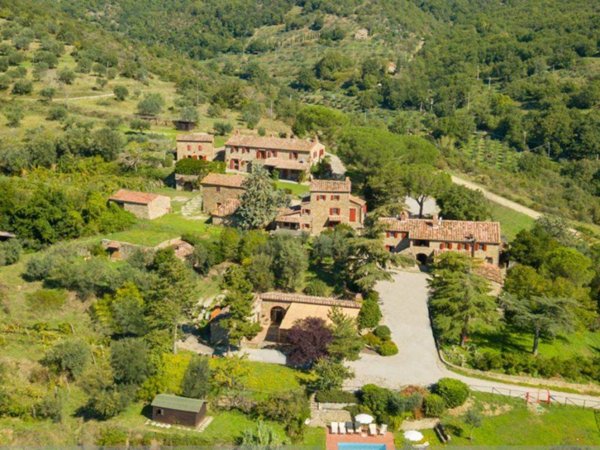 casa indipendente in vendita a Cortona in zona Casale