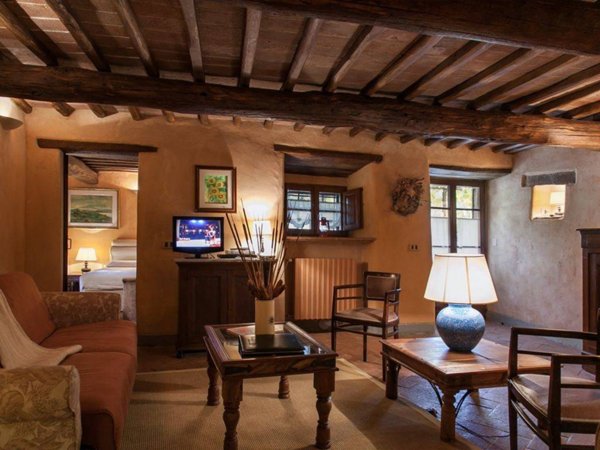 casa indipendente in vendita a Cortona in zona Casale