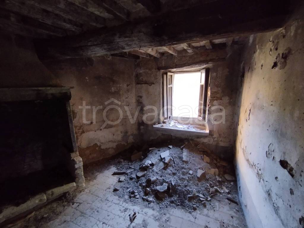 casa indipendente in vendita a Cortona in zona Teverina