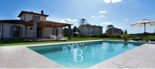 esavano in vendita a Cortona