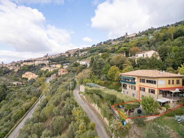 appartamento in vendita a Cortona