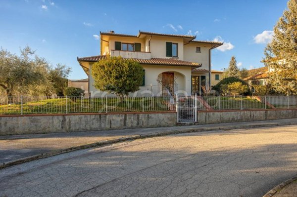 casa indipendente in vendita a Cortona in zona Pergo