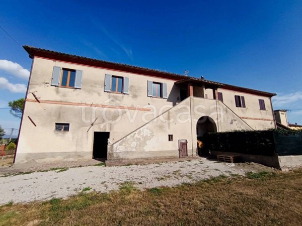 casale in vendita a Cortona in zona Casale