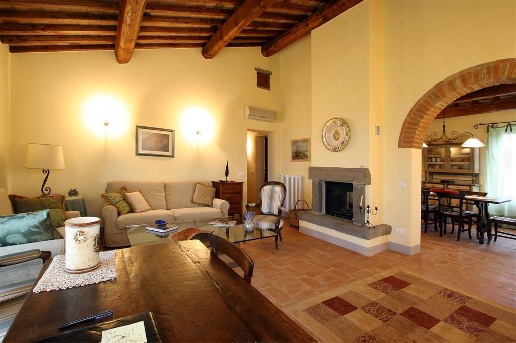 casale in vendita a Cortona in zona Casale