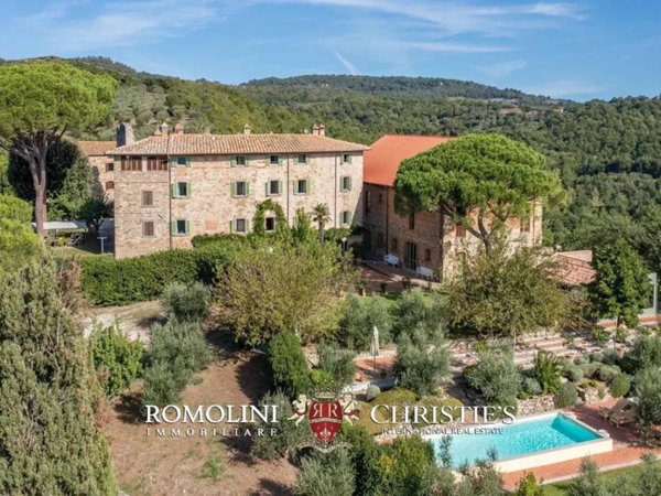 villa in vendita a Cortona