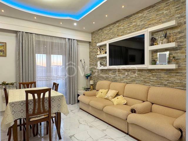 appartamento in vendita a Cortona in zona Camucia