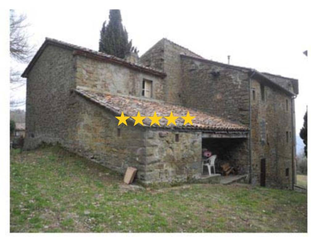 casa indipendente in vendita a Cortona