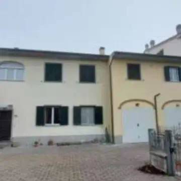 appartamento in vendita a Cortona in zona Fratta