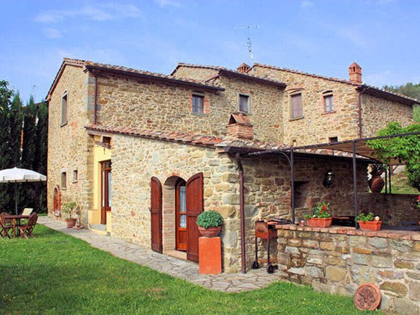 casa indipendente in vendita a Cortona in zona Casale