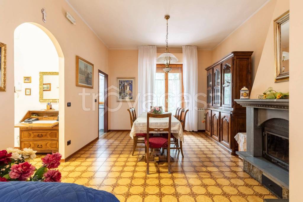 appartamento in vendita a Cortona in zona Terontola