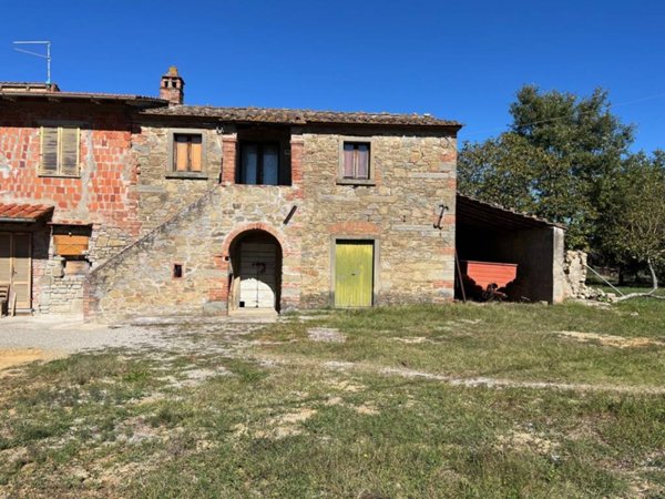 casa indipendente in vendita a Cortona in zona Casale