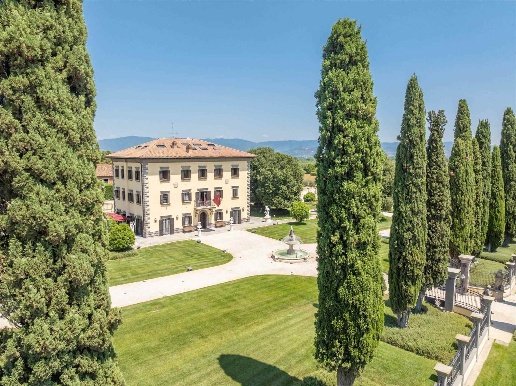 villa in vendita a Cortona
