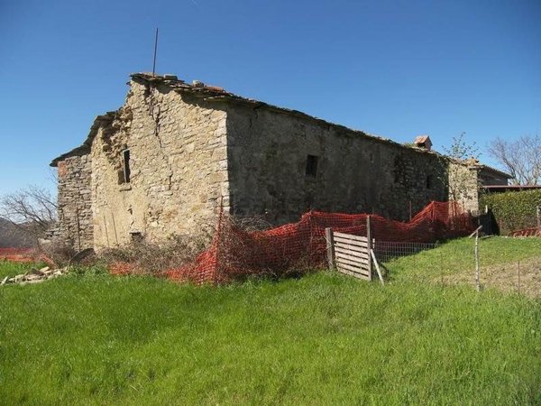 casa indipendente in vendita a Cortona in zona Casale