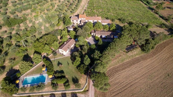 casa indipendente in vendita a Cortona in zona Casale