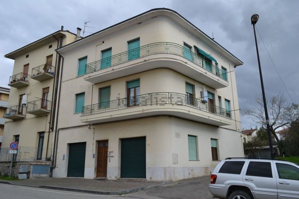 appartamento in vendita a Cortona in zona Camucia