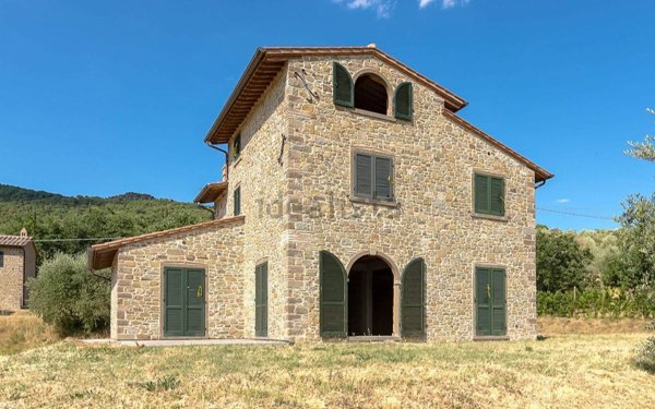 casale in vendita a Cortona in zona Pergo