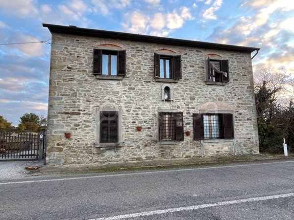 casa indipendente in vendita a Cortona in zona Monsigliolo