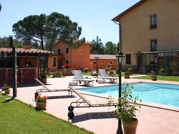 casa indipendente in vendita a Cortona in zona Casale