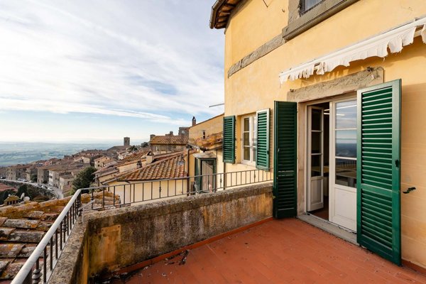 appartamento in vendita a Cortona