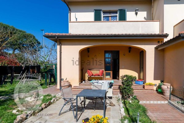 appartamento in vendita a Cortona in zona Pietraia