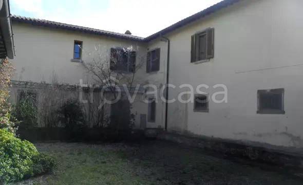 appartamento in vendita a Cortona in zona Terontola