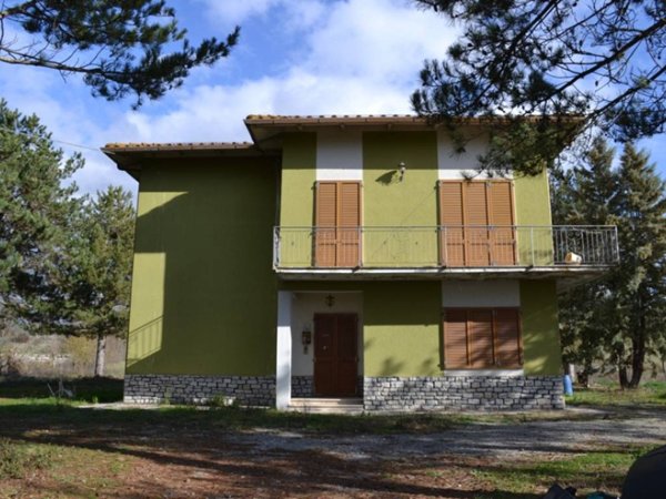 casa indipendente in vendita a Cortona in zona Fasciano